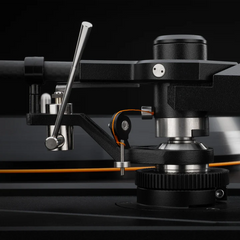 MoFi Electronics MasterDeck Turntable