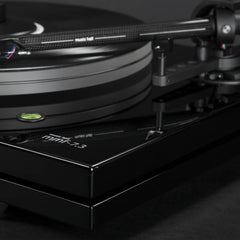 Music Hall MMF-7.3 Turntable