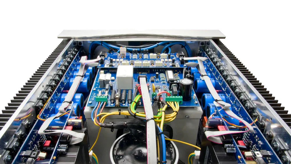 Audia Flight Strumento No. 4 Stereo Power Amplifier - Dreamedia AV