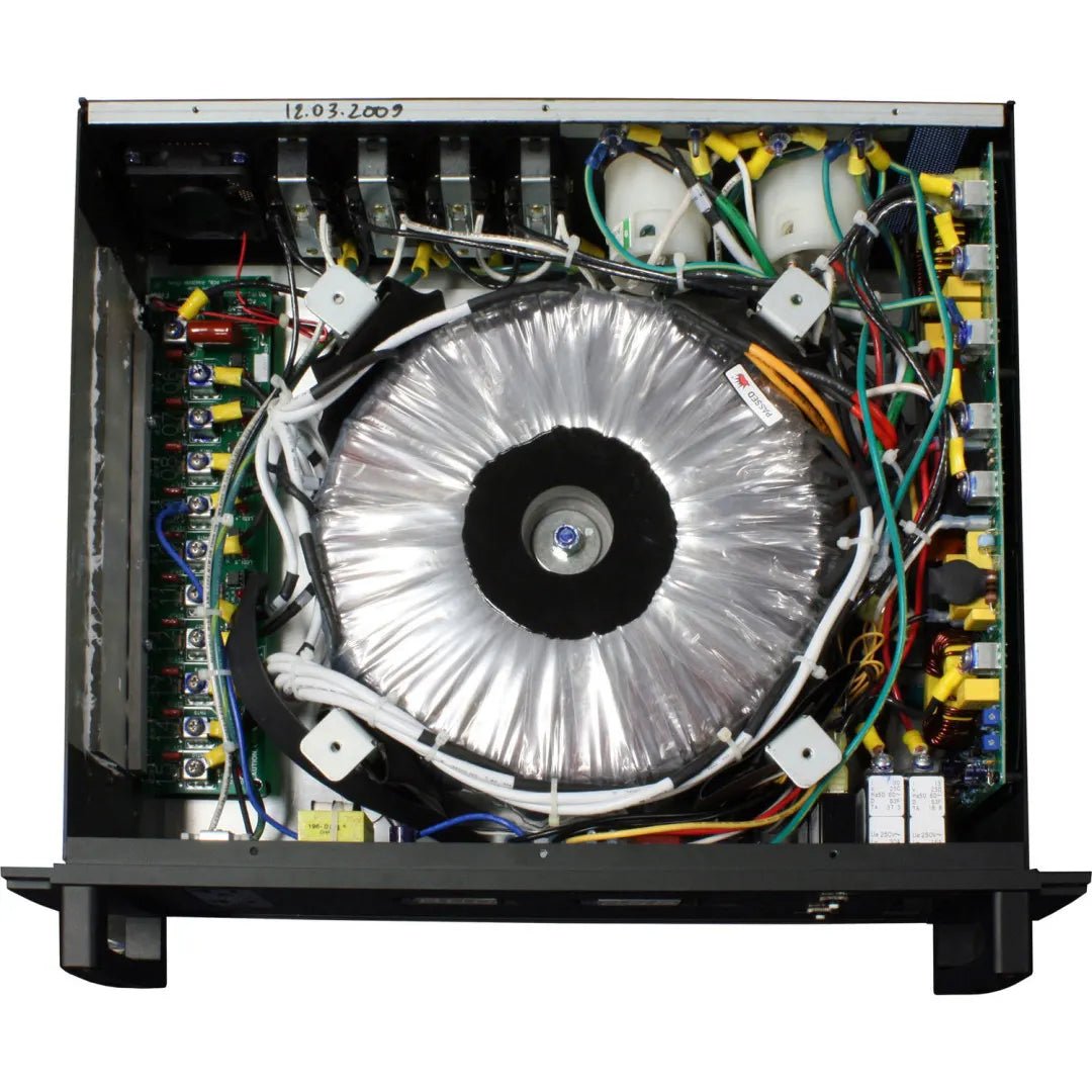 Furman P-3600 AR G Prestige Global Voltage Regulator / Power Conditioner - Dreamedia AV
