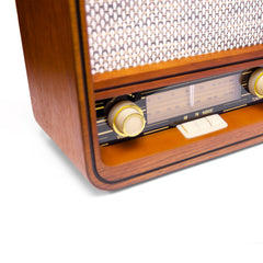 Fuse Audio RAD Vintage Retro AM/FM Radio - Dreamedia AV