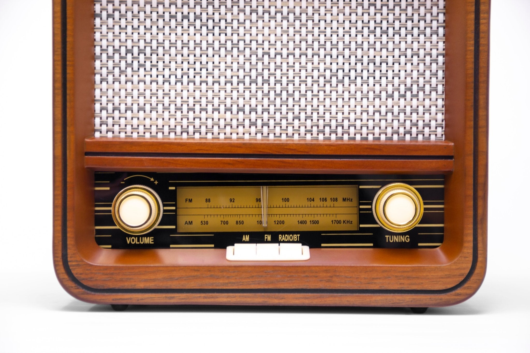 Fuse Audio RAD Vintage Retro AM/FM Radio - Dreamedia AV