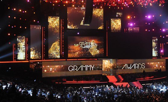 Stewart Filmscreen WallScreen Deluxe 16:10 (Presentation) Fixed-Frame Projector Screen - Dreamedia AV