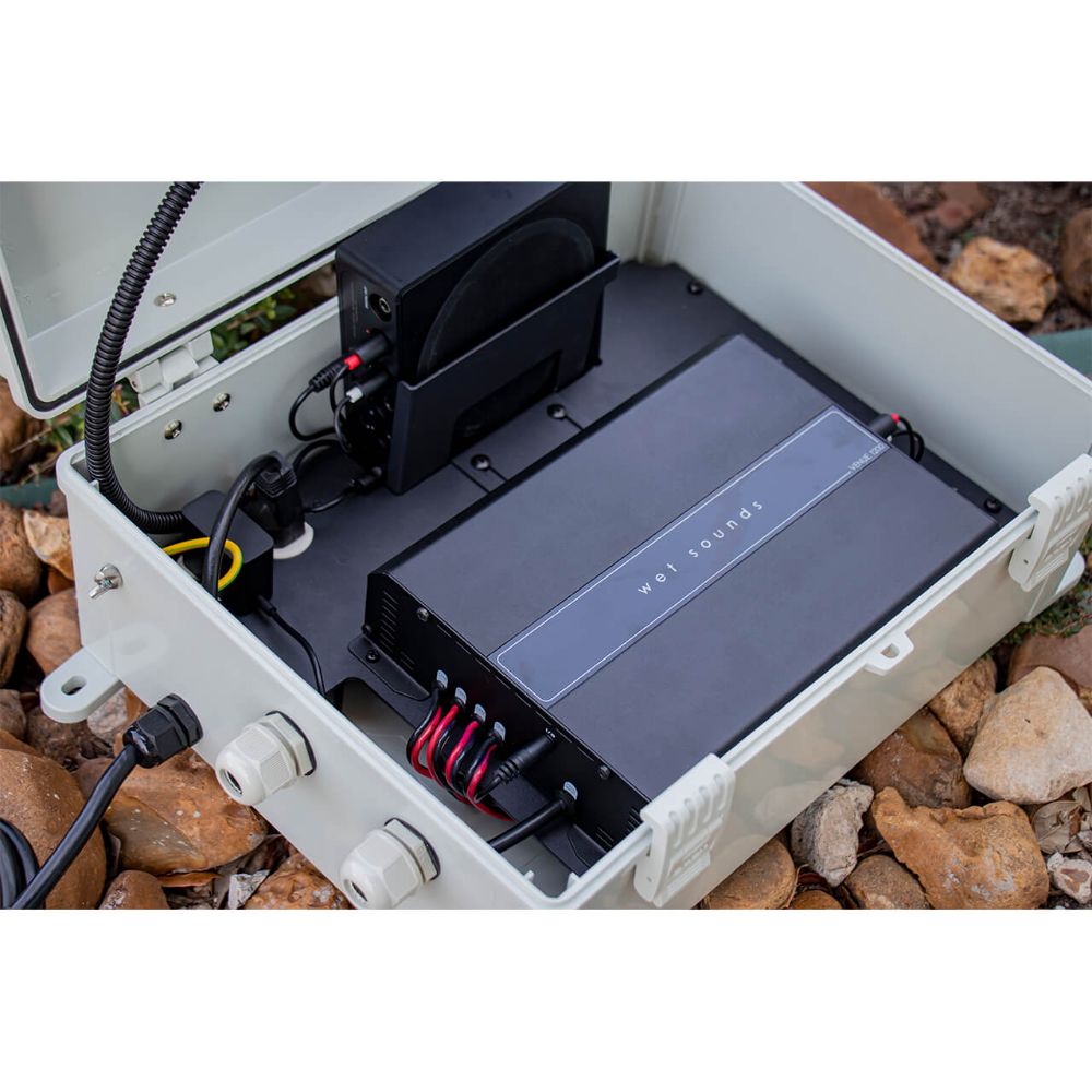 Wet Sounds | Venue Series 110v, 1200W 4 Channel Amplifier w/Enclosure - Dreamedia AV