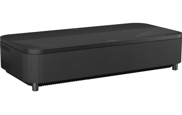 Epson EpiqVision Ultra LS800 Ultra short throw projector 